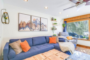 3 Mi to Ski Resort Mtn-View Keystone Townhome